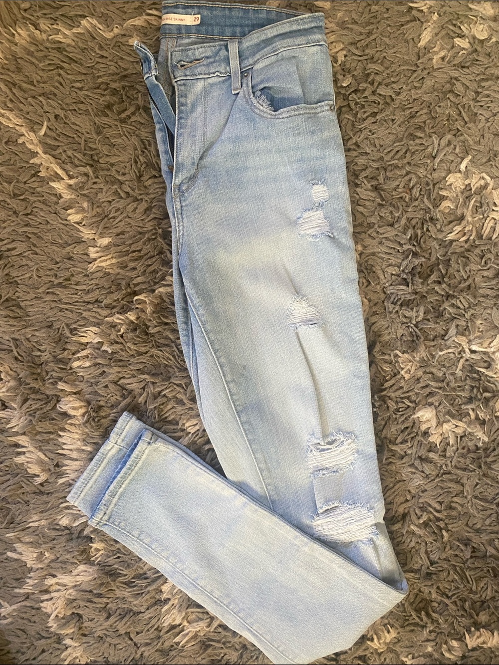 NWOT Levi’s Skinny Jean size 29 (6)